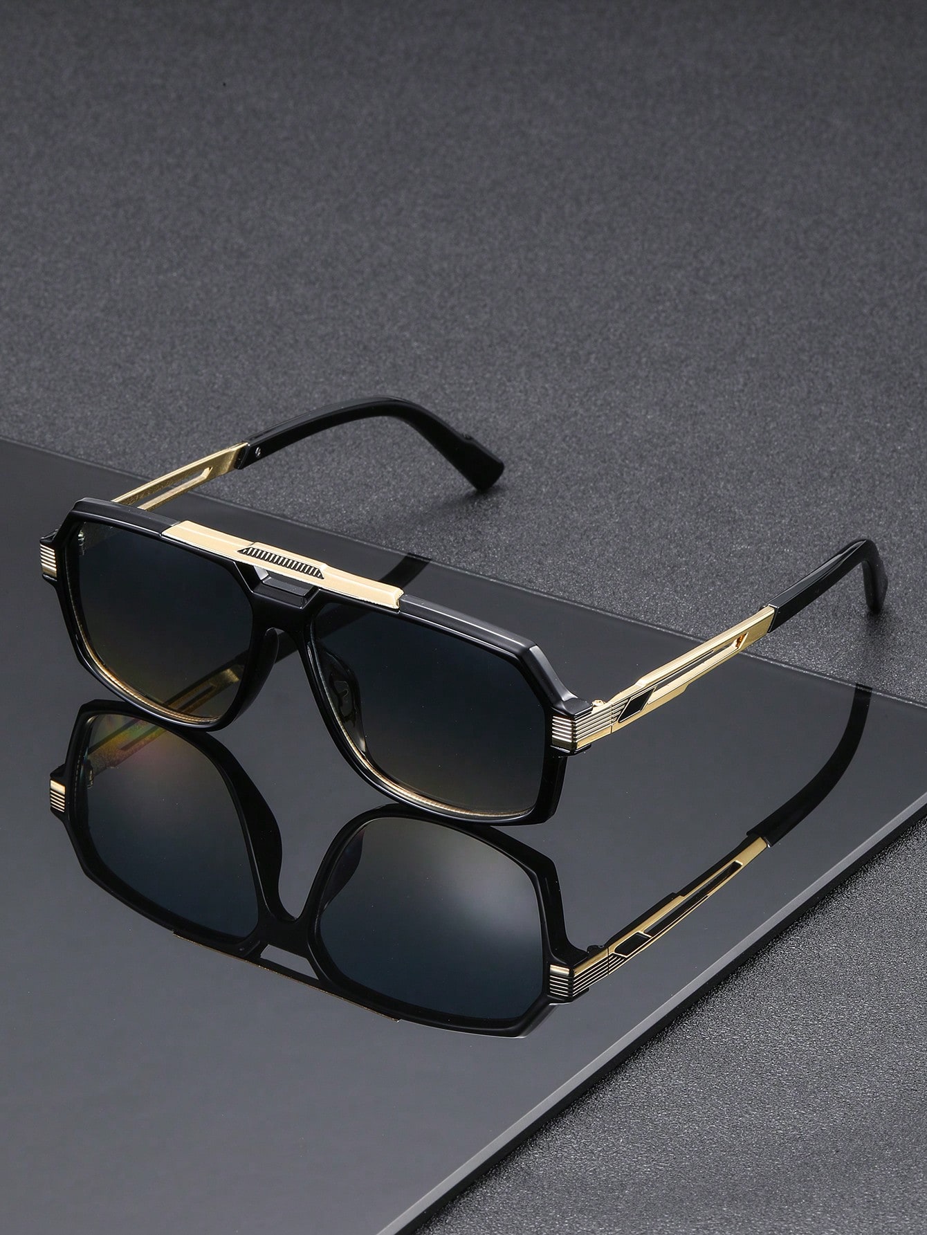 1 paire de lunettes de soleil  - Metal Photo Panel avis et prix